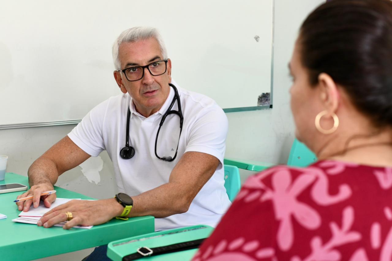 Entrega de cestas em Boa Vista oferece atendimento médico aos beneficiários