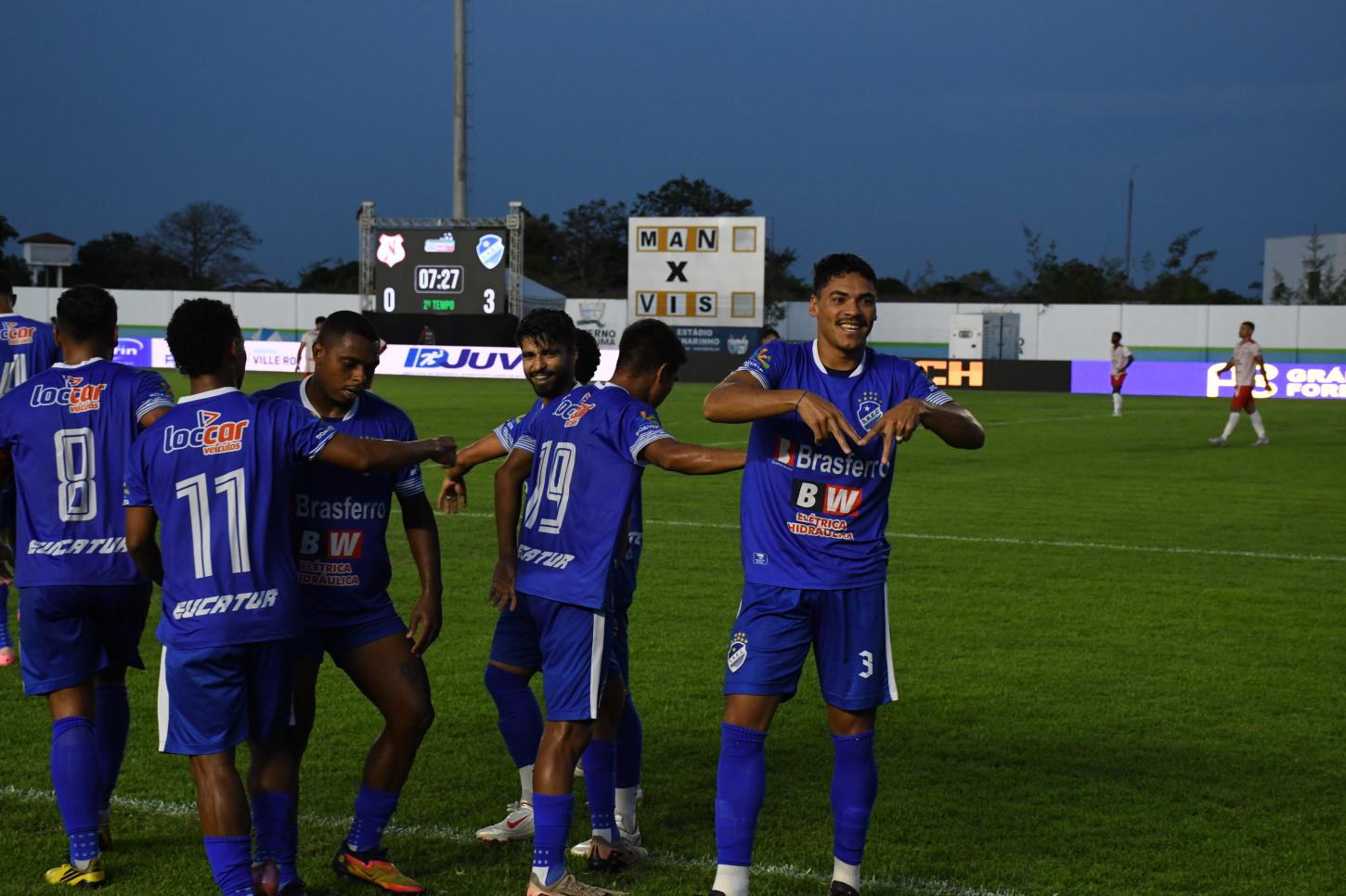 Com goleada sobre o Náutico, São Raimundo assume a liderança do Roraimense