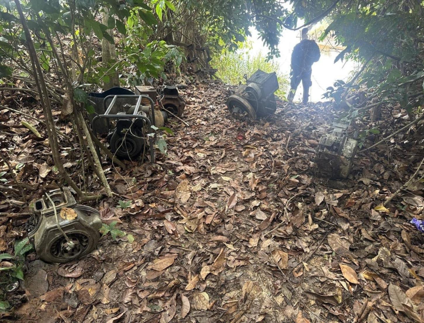 Conjunto Catrimani II inutiliza maquinário do garimpo ilegal na Terra Yanomami