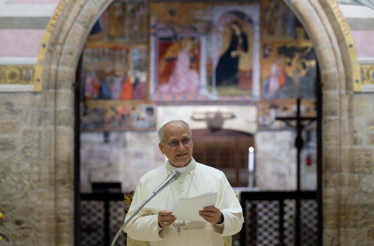 Frades de Assis esperam o Papa junto com jovens europeus na JMJ Franciscana
