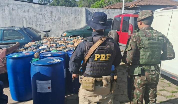 PRF apreende 12 mil litros de combustível transportados de forma irregular em Pacaraima