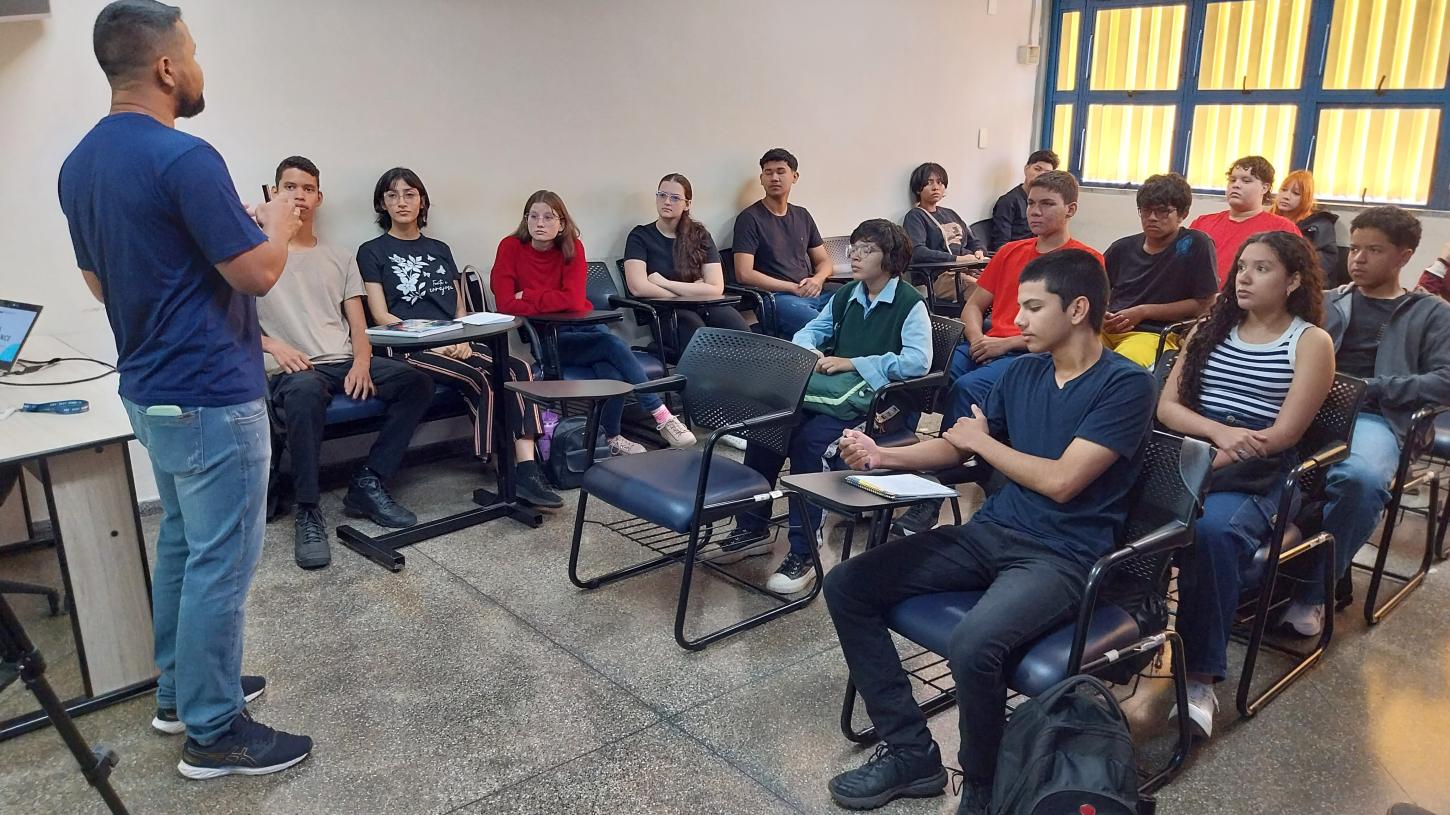 Sest Senat pré-seleciona 54 estudantes para entrevista de emprego