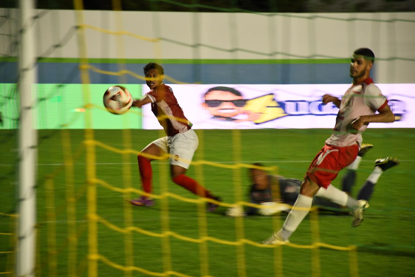 Baré goleia o Progresso na última rodada e é o terceiro semifinalista confirmado no Roraimense