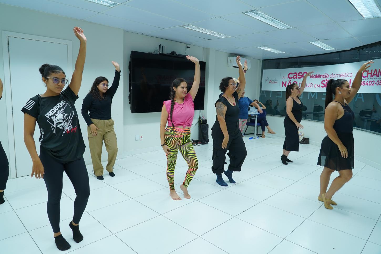 Chame abre inscrições para aulas de jazz voltadas ao público feminino