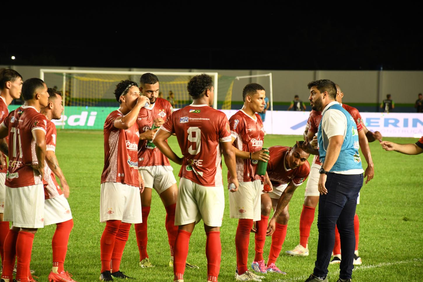 Com direito a gol contra, Baré Esporte Clube vence o River em confronto direto por vaga no G4.
