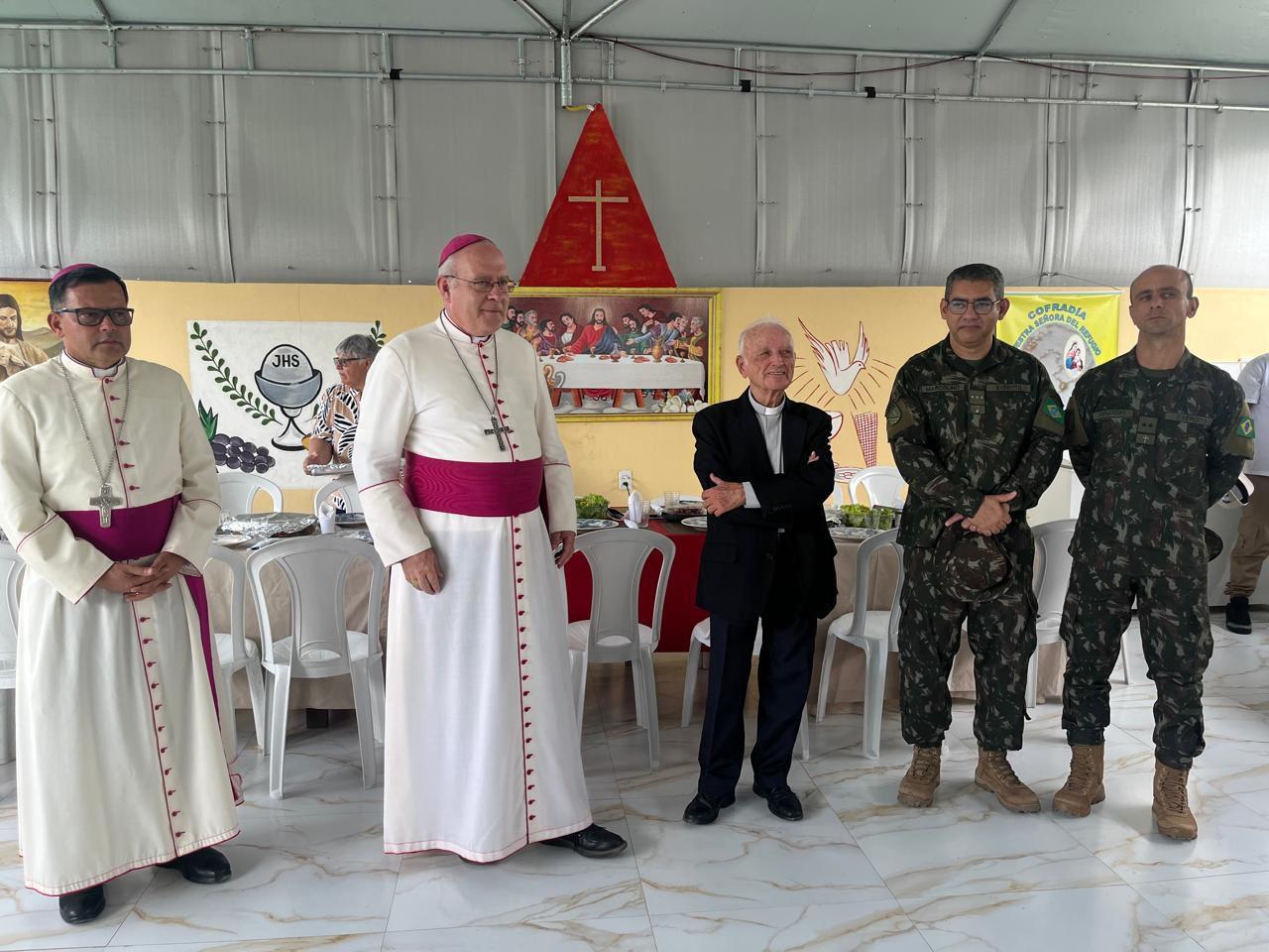 Nuncio apostólico en Venezuela, Mons. Alberto Ortega visita Pacaraima