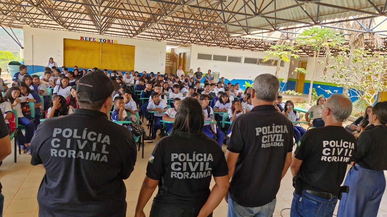 Polícia Civil promove palestras sobre violência contra a mulher em escolas do Uiramutã