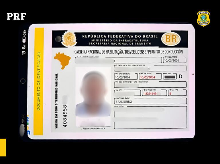 PRF flagra CNH falsa em aplicativo e prende motorista na BR-174