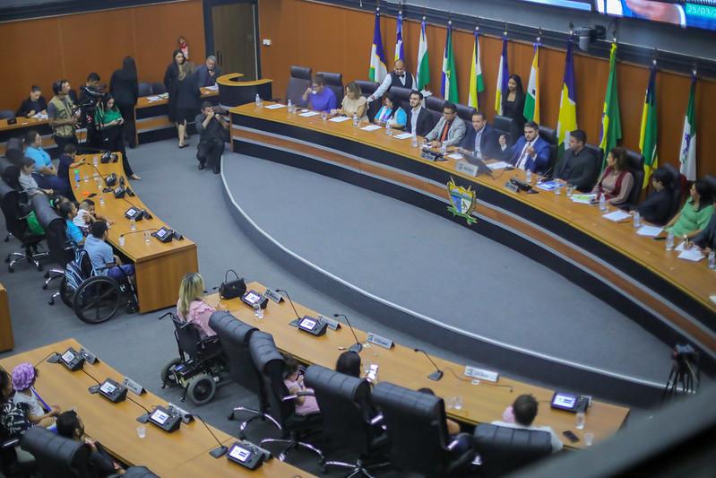 Assembleia realiza audiência pública sobre soberania e desafios do SUS em Roraima