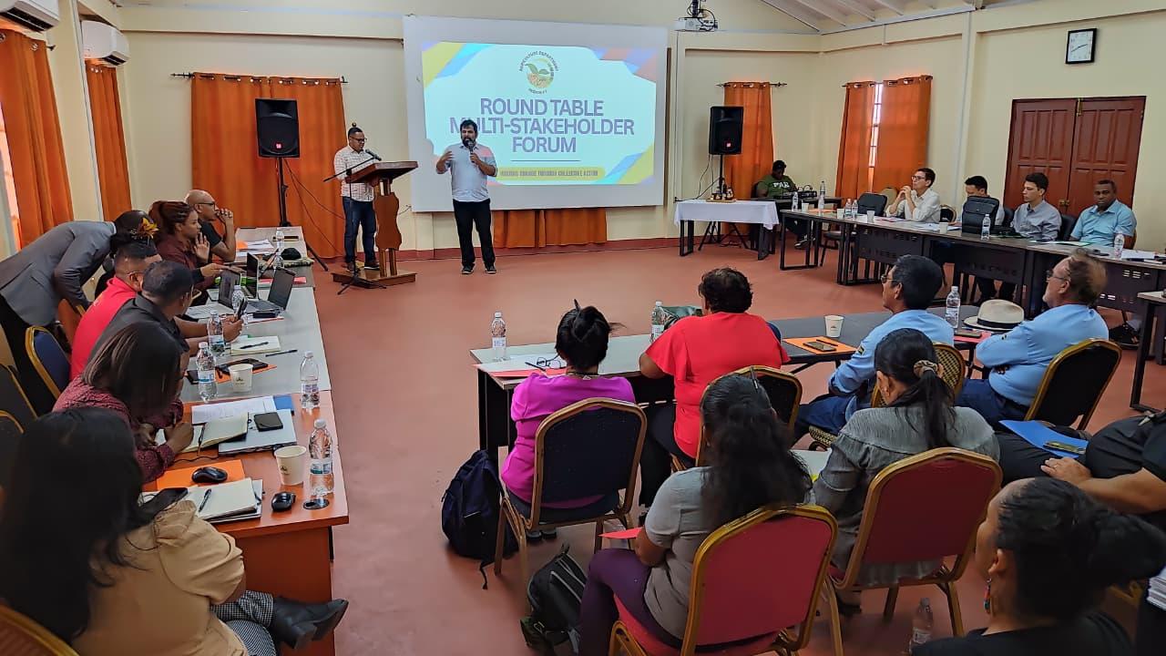 Cooperação agrícola entre Roraima e Guiana avança em encontro no Rupununi