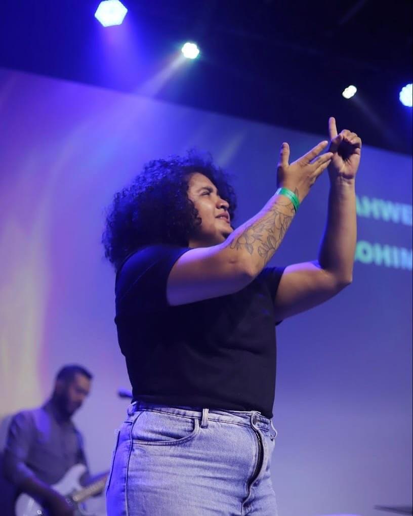 DIA NACIONAL DA LIBRAS REFORÇA INCLUSÃO E VISIBILIDADE DA COMUNIDADE SURDA