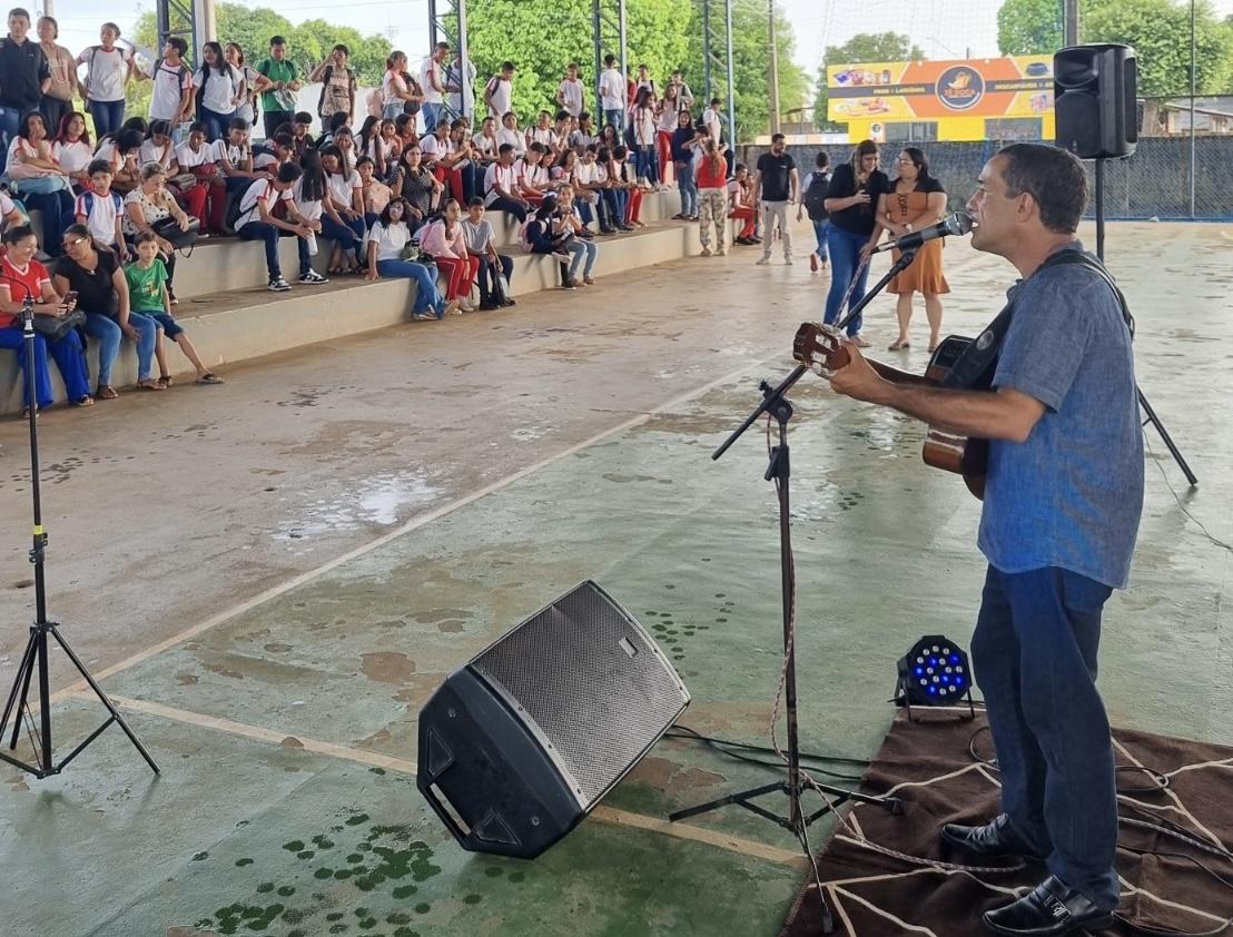 Projeto Recreio Musical 2026 leva cultura roraimense a alunos da Escola Voltaire Pinto Ribeiro