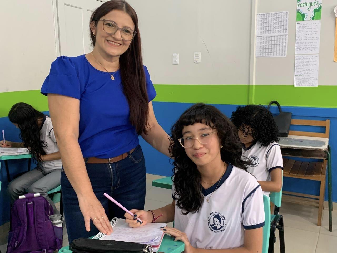 Entre a sala de aula e a maternidade: servidoras vivem dupla missão na rede estadual