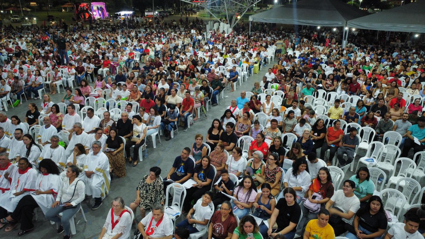 Pentecostes 2026 reúne milhares de fiéis em Boa Vista e reforça chamado à paz e à missão cristã