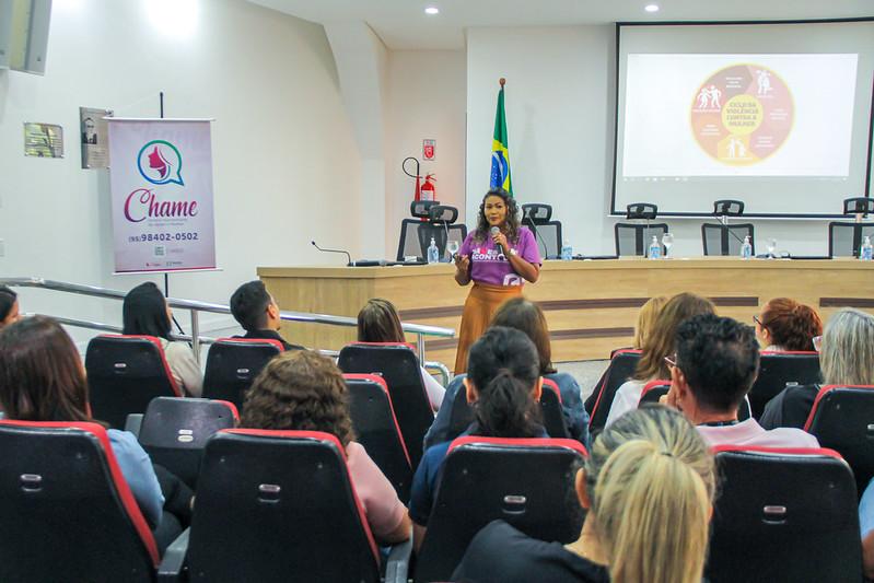 Ação realizada nesta segunda-feira reforça combate à violência contra a mulher