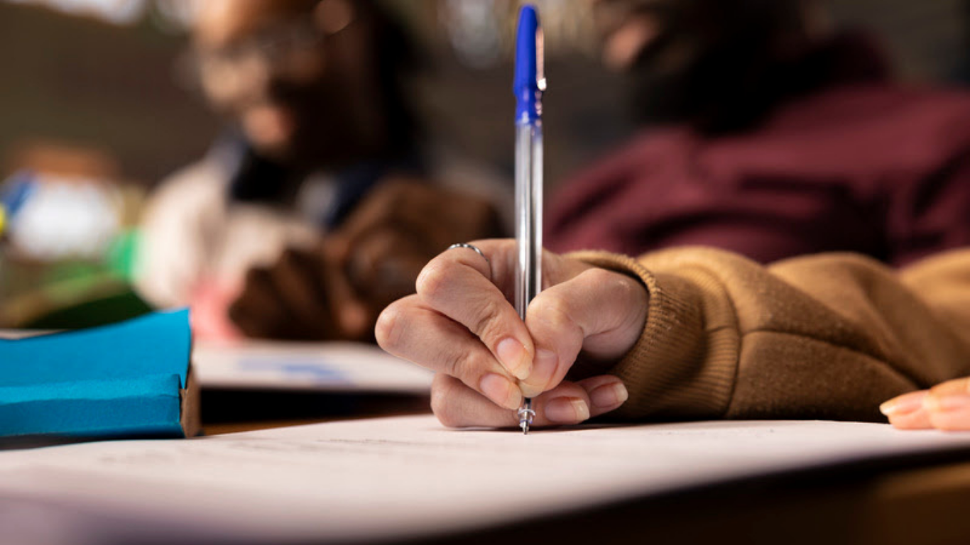 Enem: saiba como estudar para a prova se você está há muito tempo fora da escola