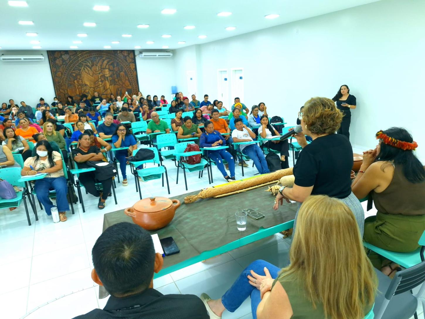 Formação promovida pelo governo fortalece ensino das línguas originárias em Roraima