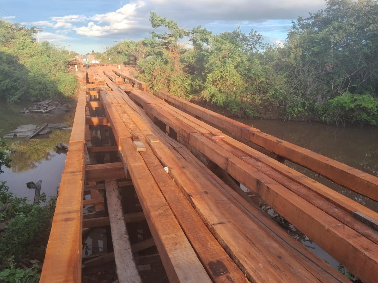 Roraima intensifica recuperação emergencial da RR-203, no Amajari