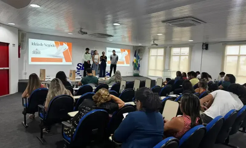 Alunos do NEJ passam por avaliação de projetos de curso técnico
