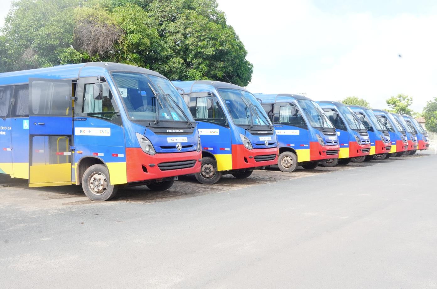 Governo de Roraima recebe micro-ônibus do Ministério da Saúde para transporte de pacientes