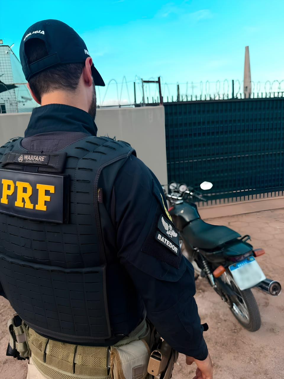 PRF recupera moto furtada e prende motorista por embriaguez em Roraima
