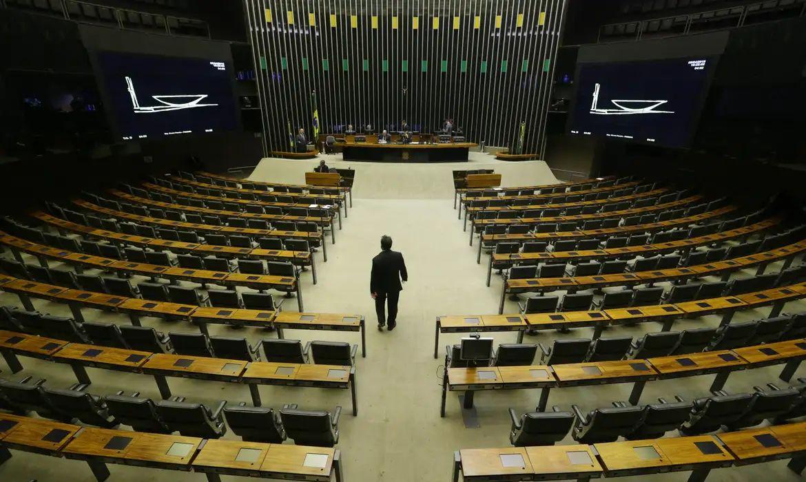 Governo apresenta hoje proposta de orçamento para 2027 ao Congresso