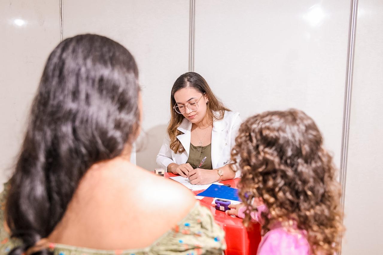 Moradores do município do Cantá recebem serviços do Governo Itinerante. As ações ocorrem neste sábado, 15