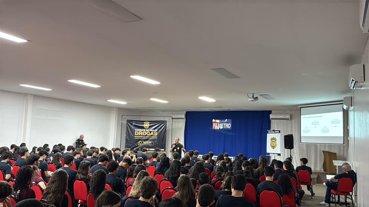 Polícia Civil orienta estudantes sobre segurança digital e prevenção às drogas