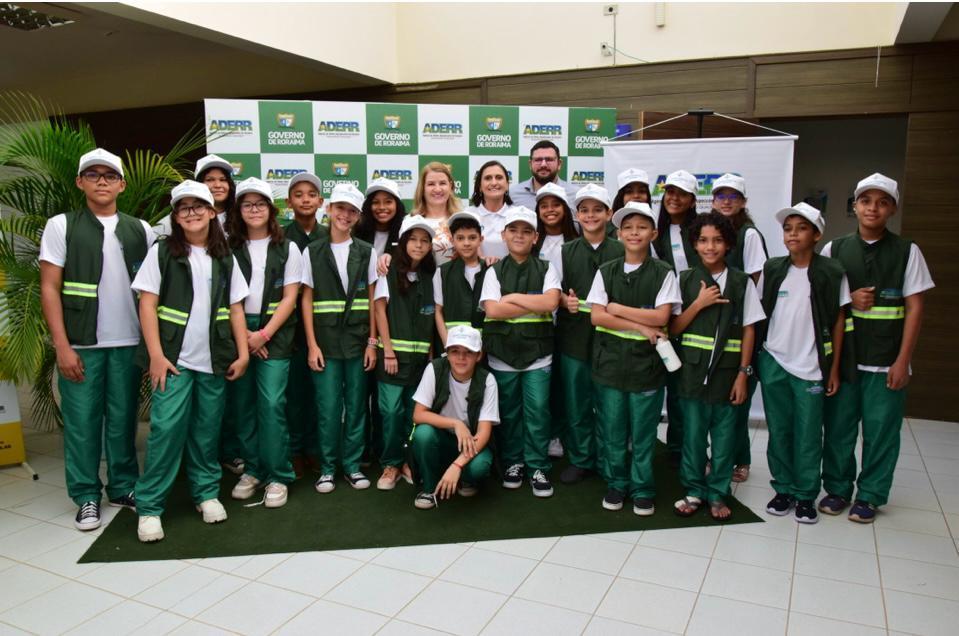 Programa Sanitaristas Mirins leva estudantes ao UFRR de Portas Abertas