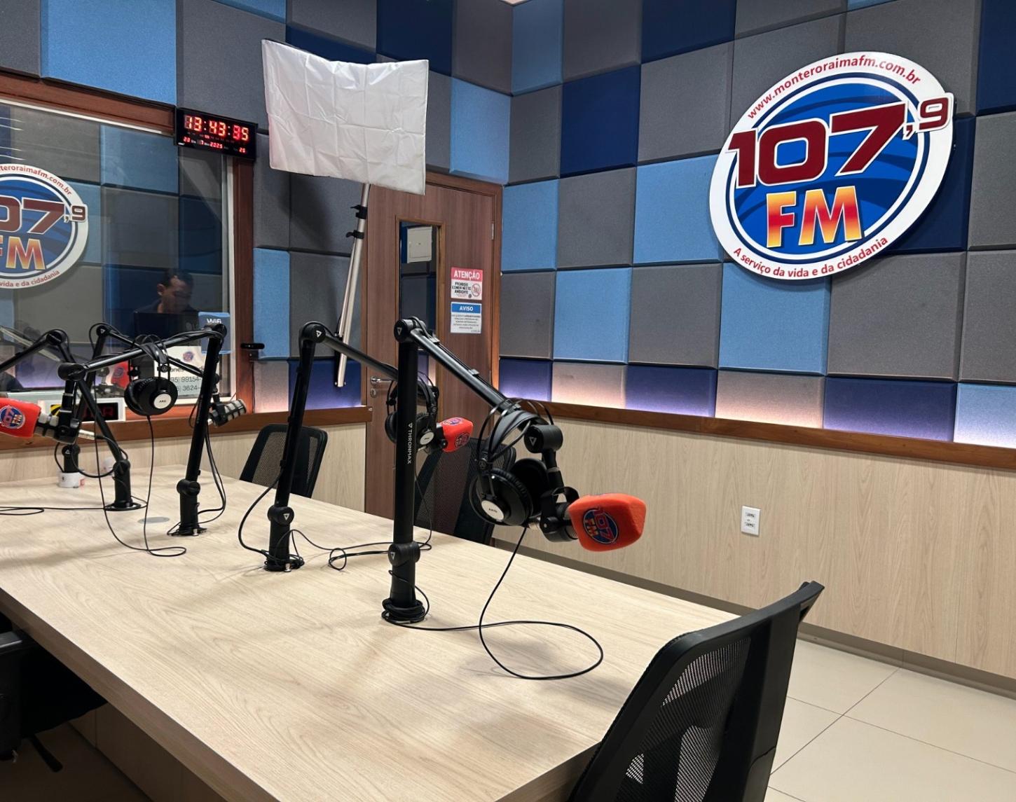 Rádio Monte Roraima FM realiza série de entrevistas com candidatos ao Governo de Roraima