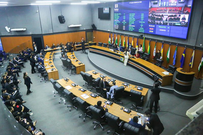 Placas em prédios públicos devem dar transparência a contratos de aluguel
