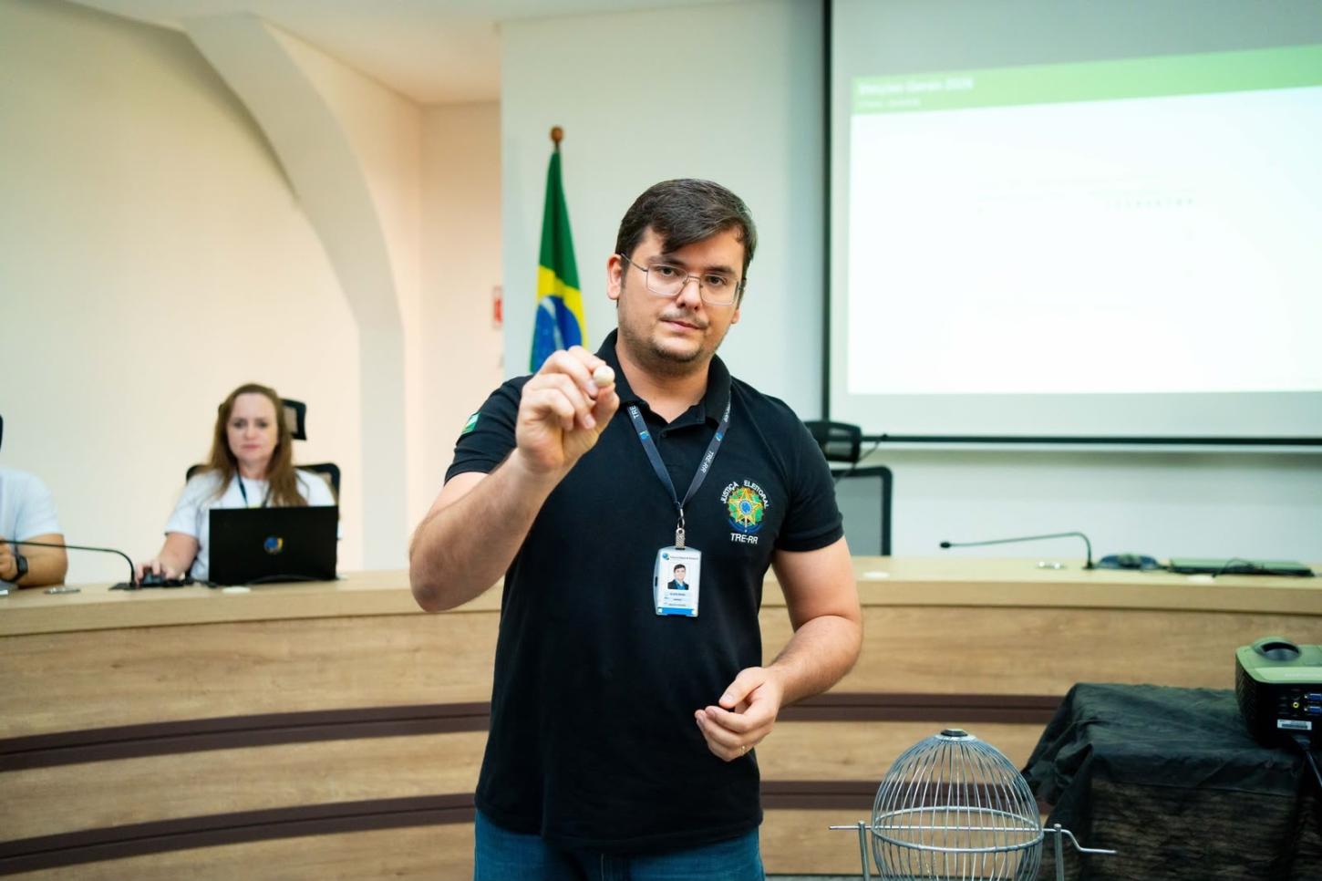 TRE-RR sorteia 23 urnas eletrônicas para auditoria no segundo turno das eleições