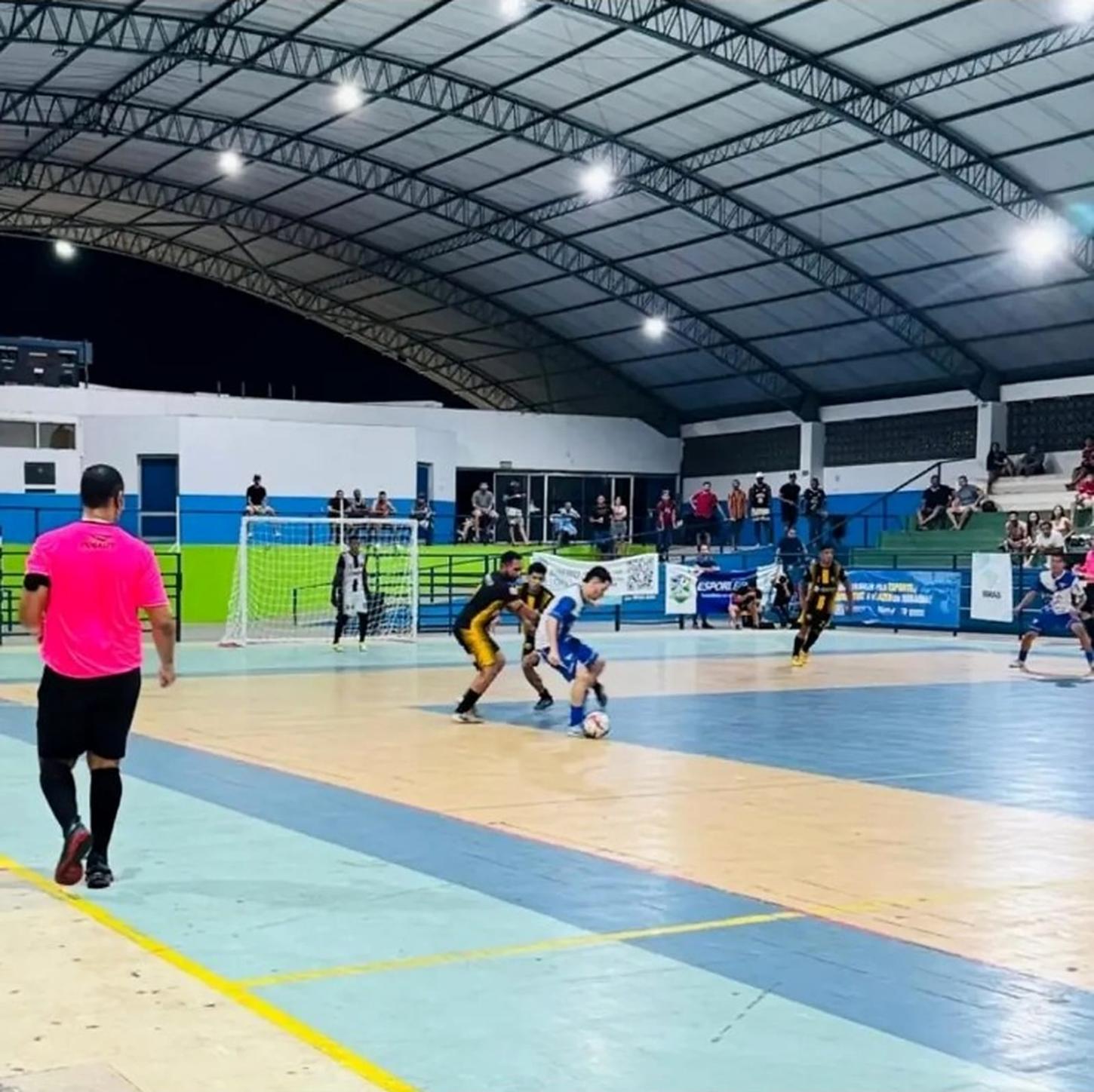 Vivaz e Buriti empatam em 4 a 4 no primeiro jogo da final da Taça Cidade de Boa Vista de Futsal
